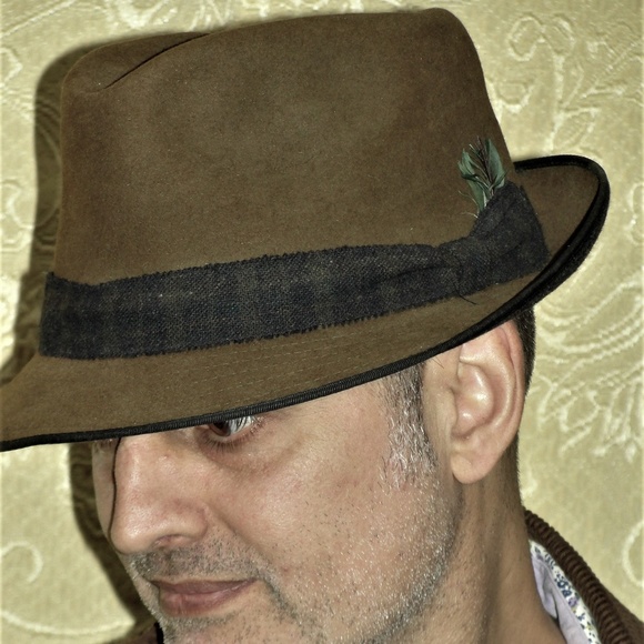 vintage champ felt hat